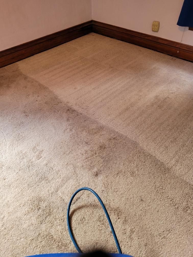 Locally trusted cleaning company Feldpausch Cleaning Services, LLC serving Mid-Michigan
