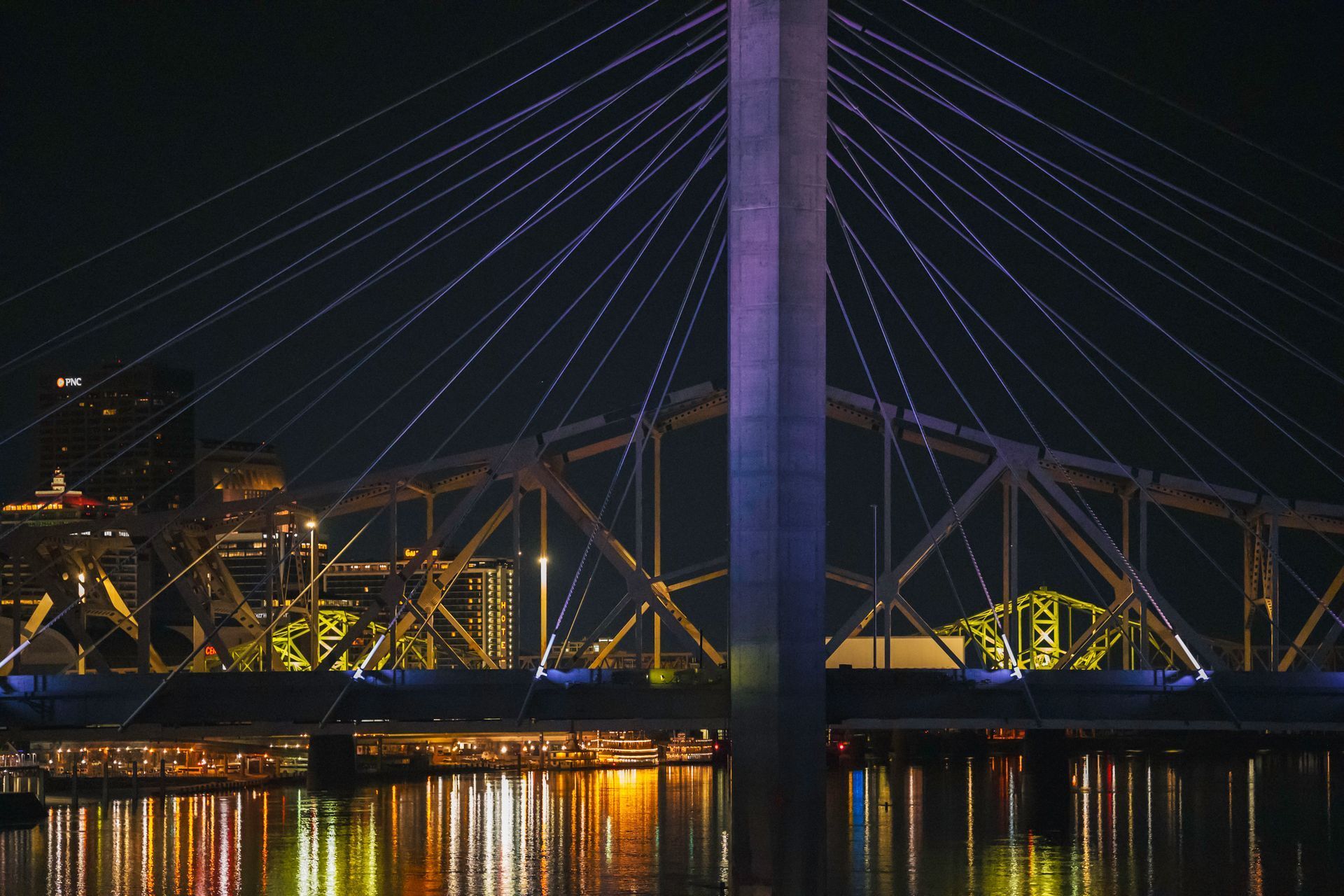 Louisville, Kentucky skyline at night.