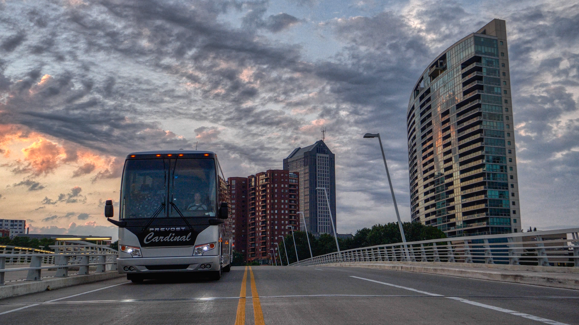 Planning a Fall Group Outing in Columbus? Charter Transportation Makes Multi-Stop Trips Easier