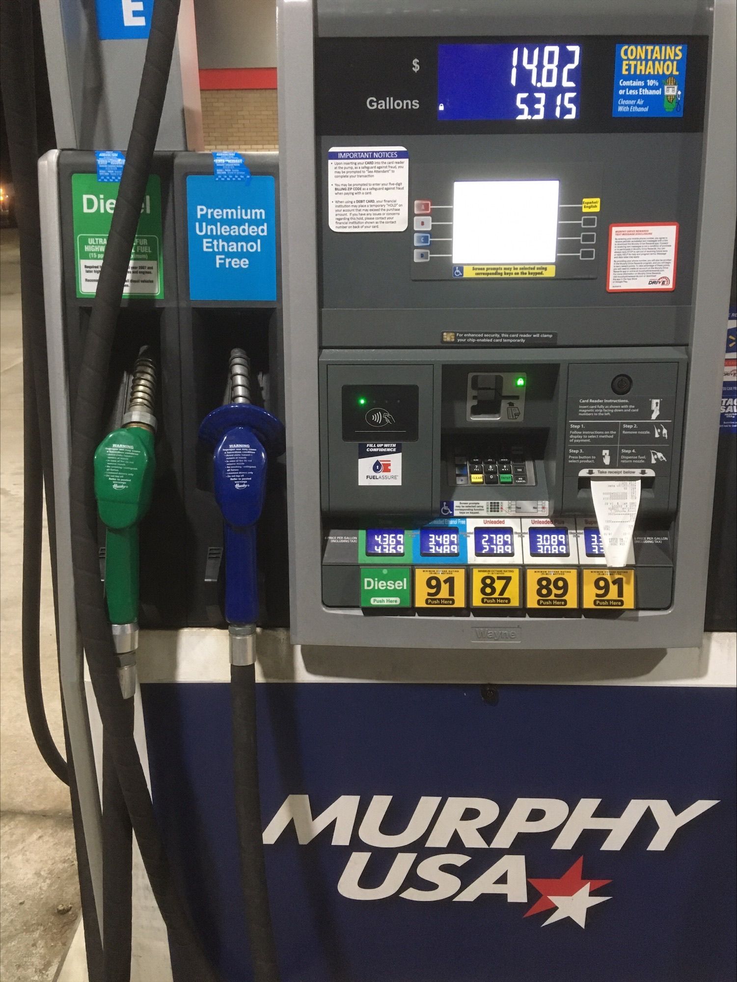 A gas pump at a murphy usa gas station