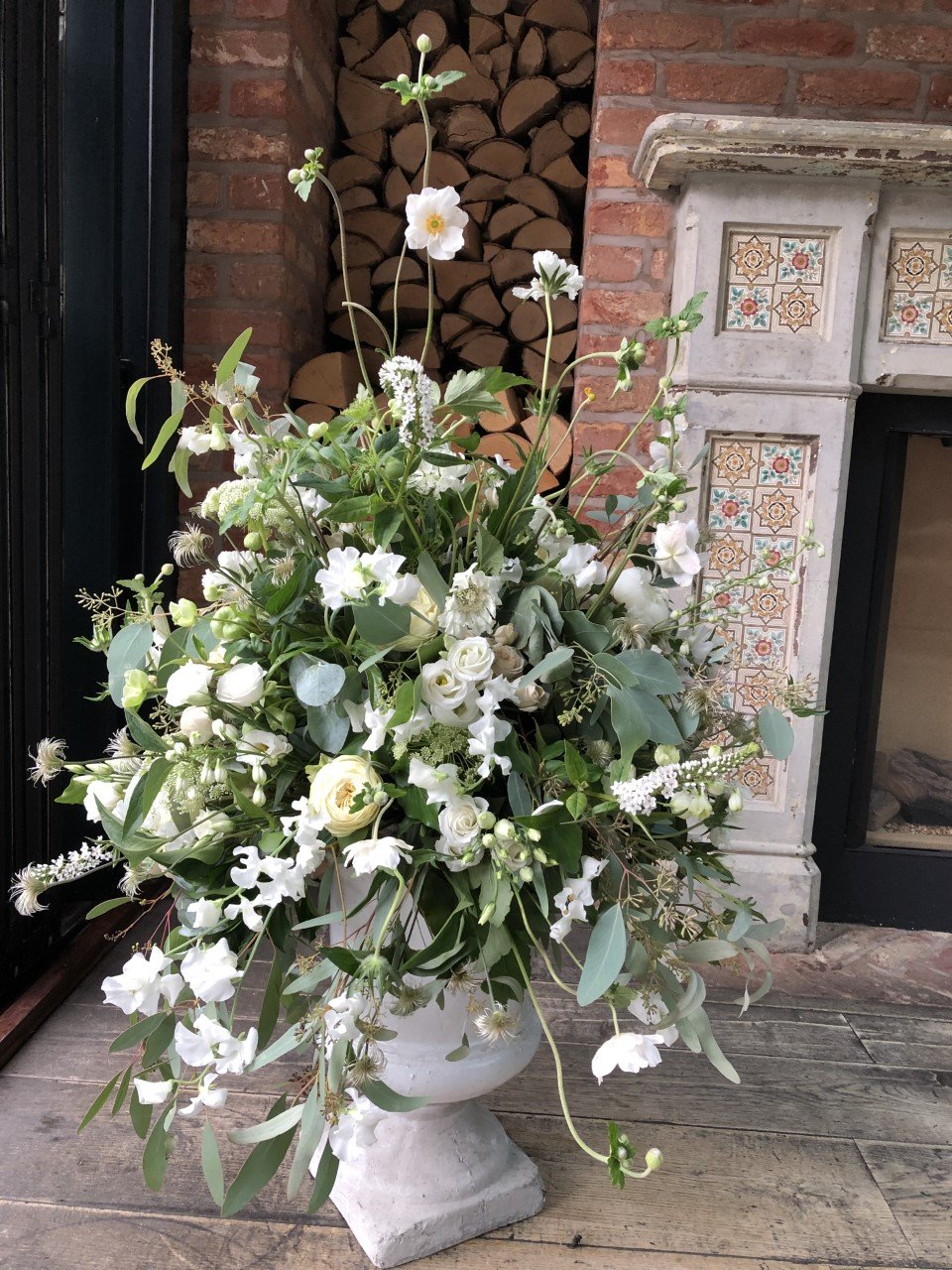 Cheltenham florist weddings, events, sympathy & same day flower delivery.