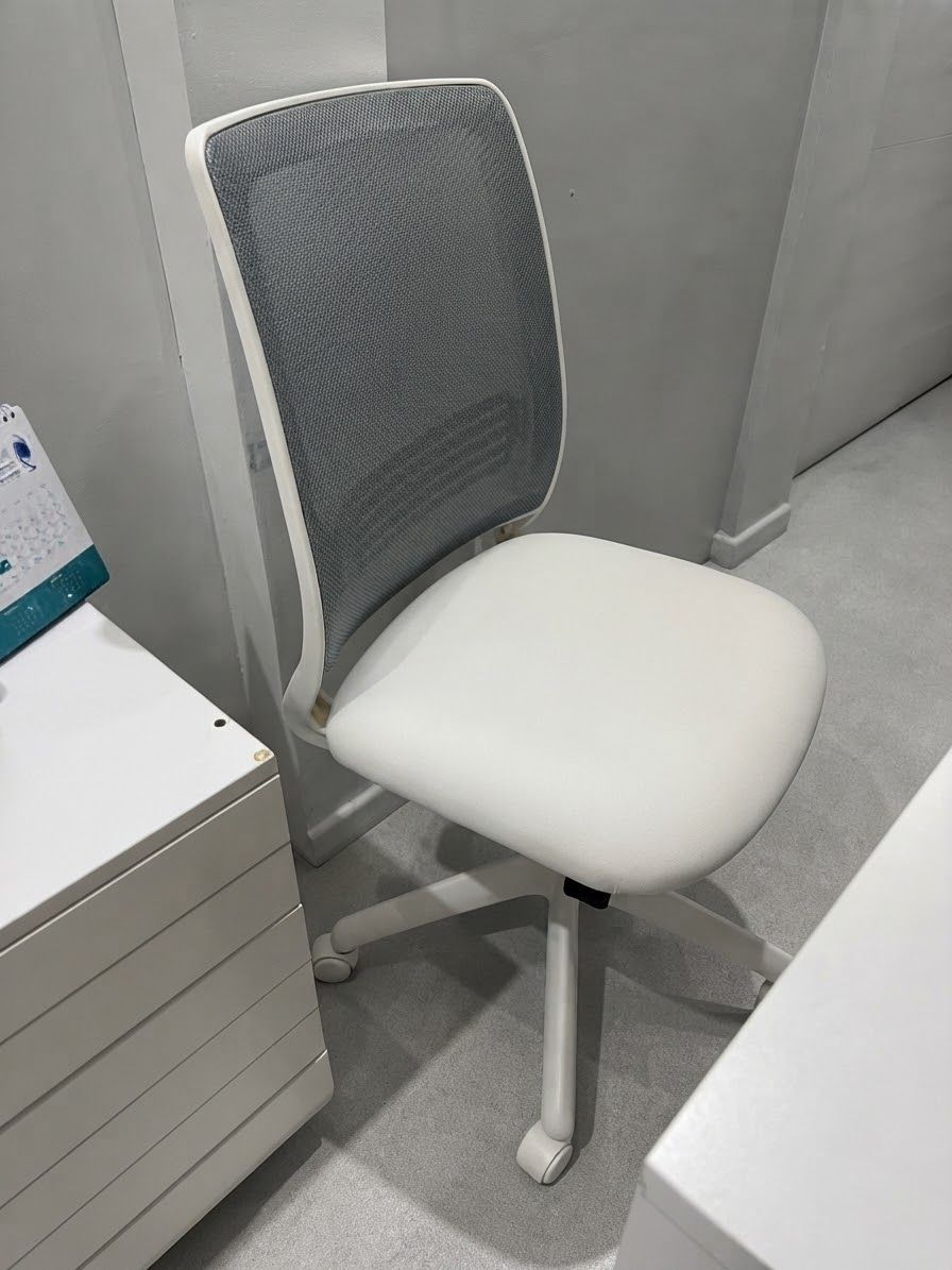 Silla Mercurio Blanca