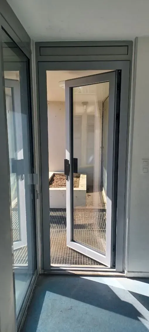 Porte aluminium Art et Tradition