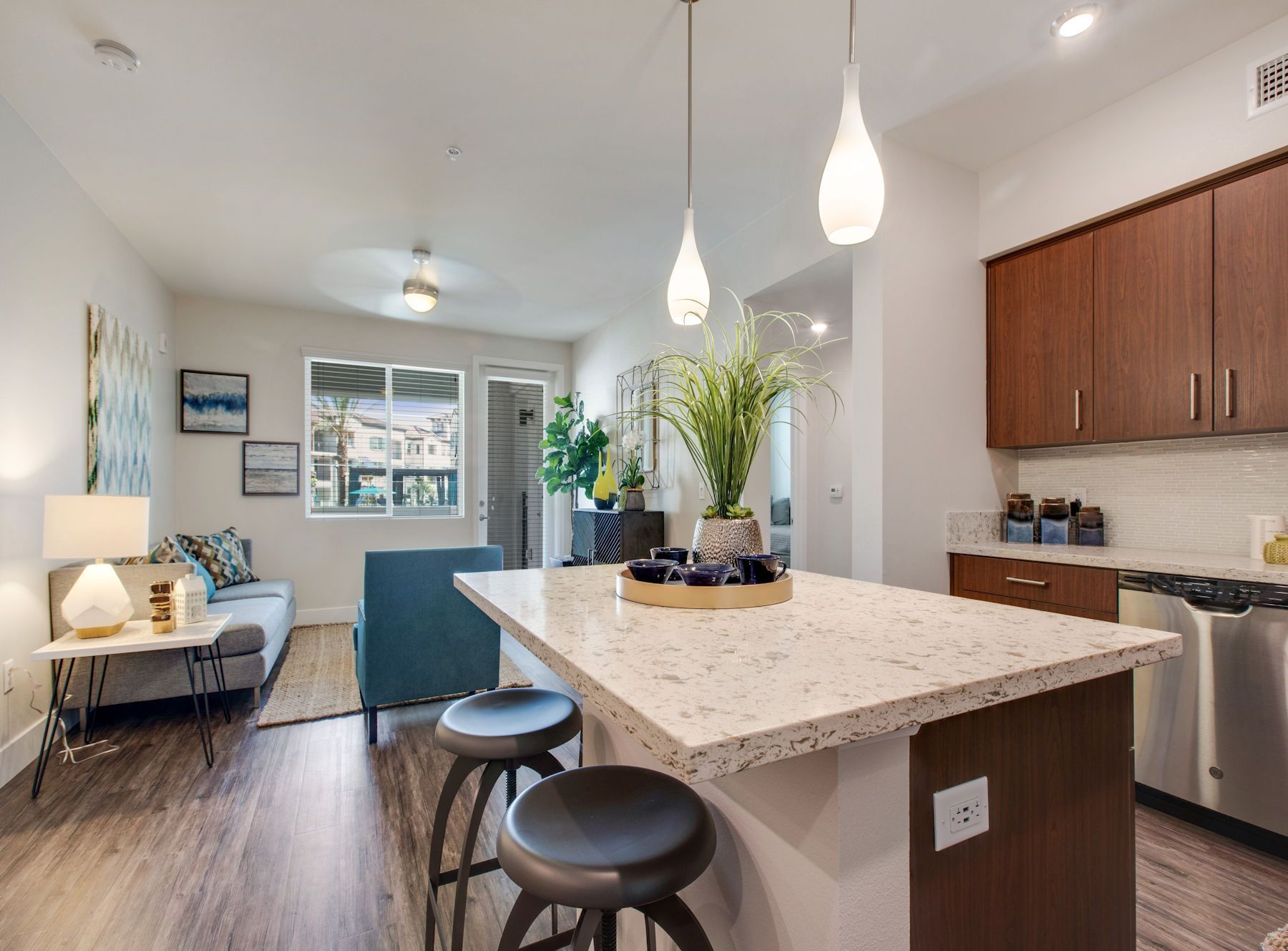 Sliding Photo Gallery Displaying Apartment Features #1