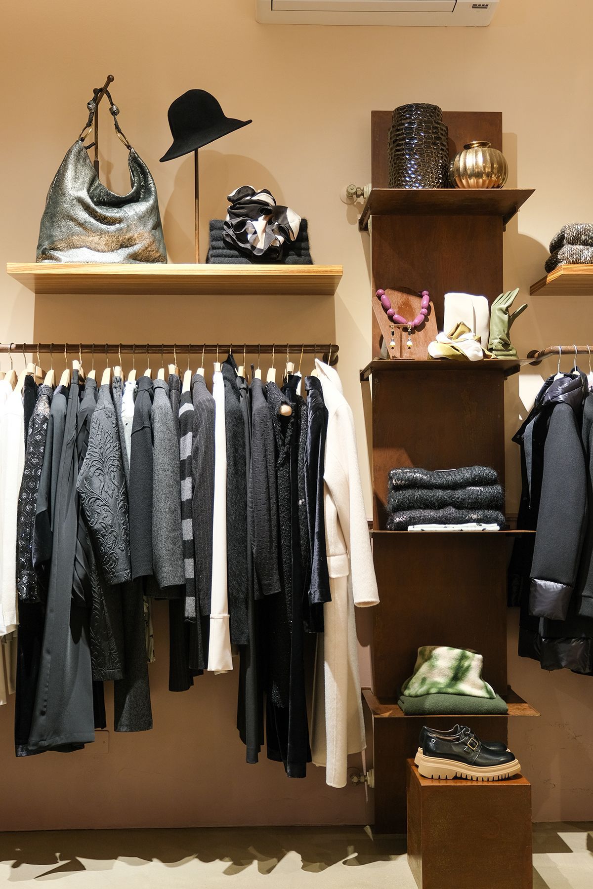 SupperClub abbigliamento 02