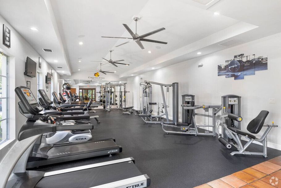Stay fit and enjoy our 24hr fitness center