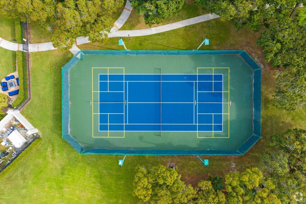 Lighted Tennis/Pickleball Court
