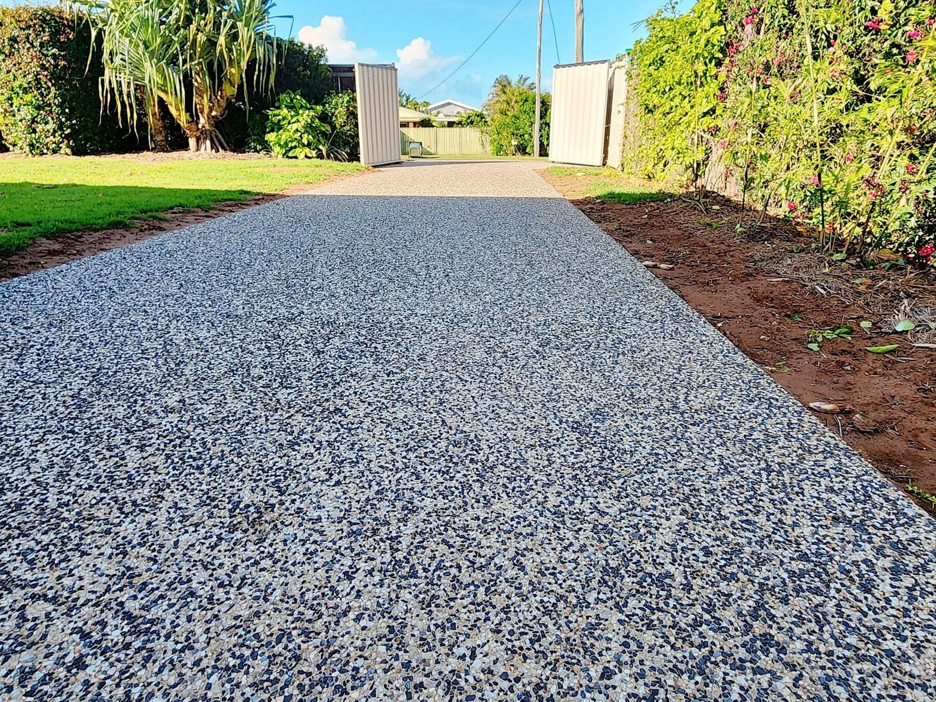 Salt and Pepper exposed aggregate driveway
