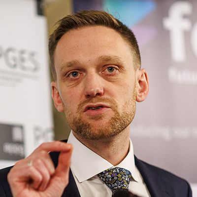 Gas to decarbonise with James Earl