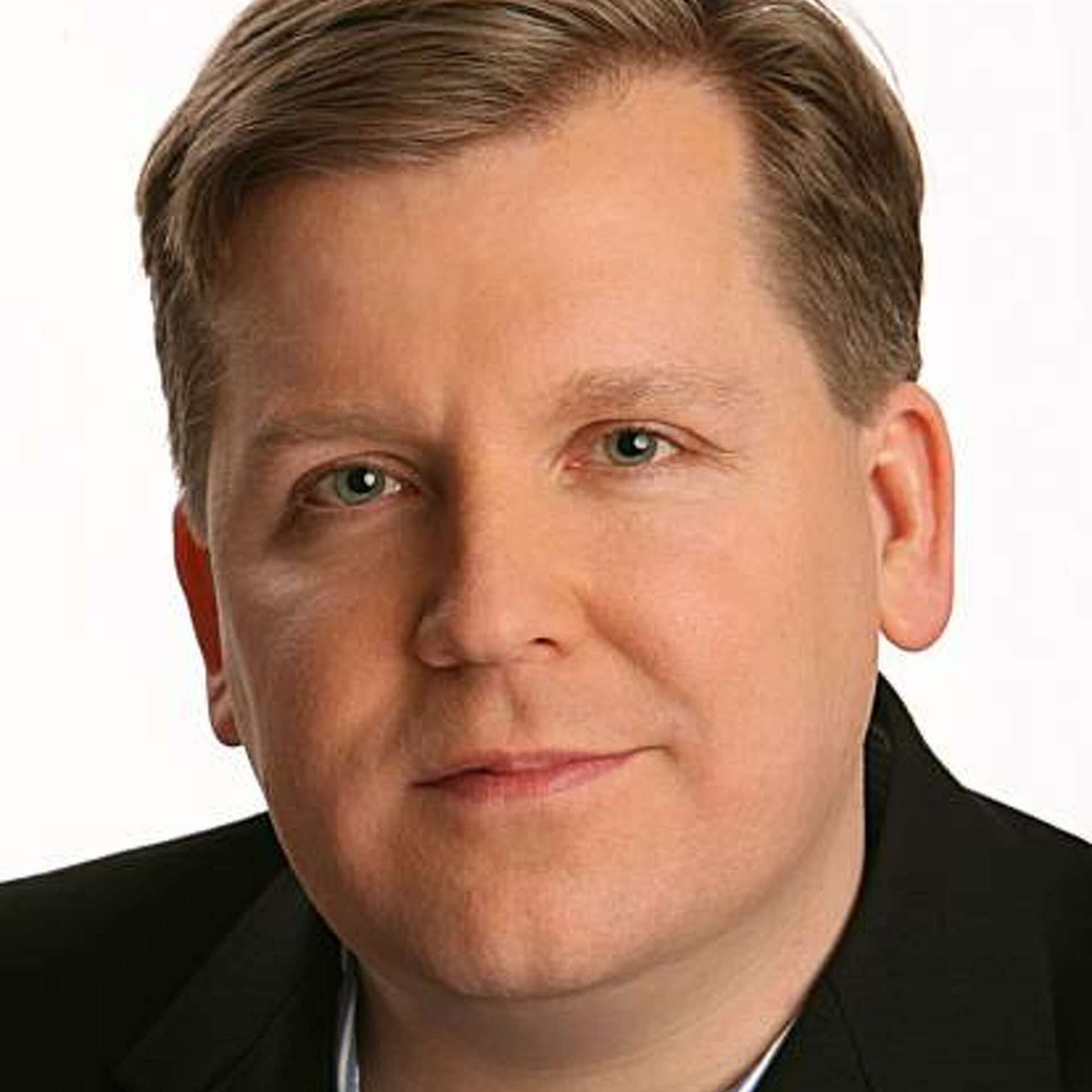 Headshot of David Lindsay-Abaire