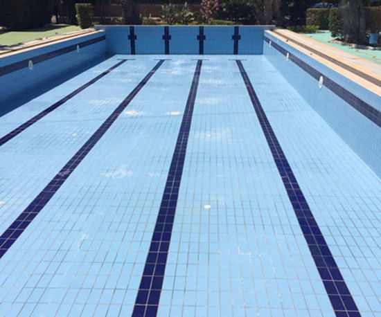intervento di pulizia piscina