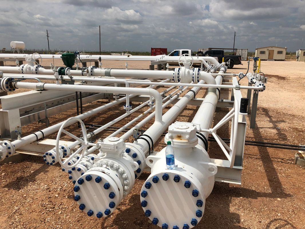 OIL & GAS