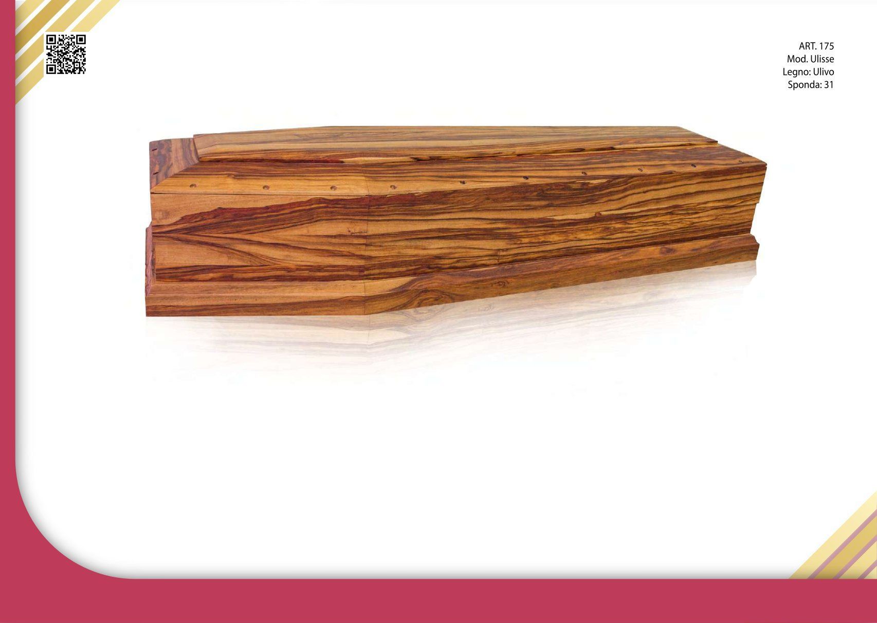 Bara in legno con venature marroni lucide su sfondo bianco.