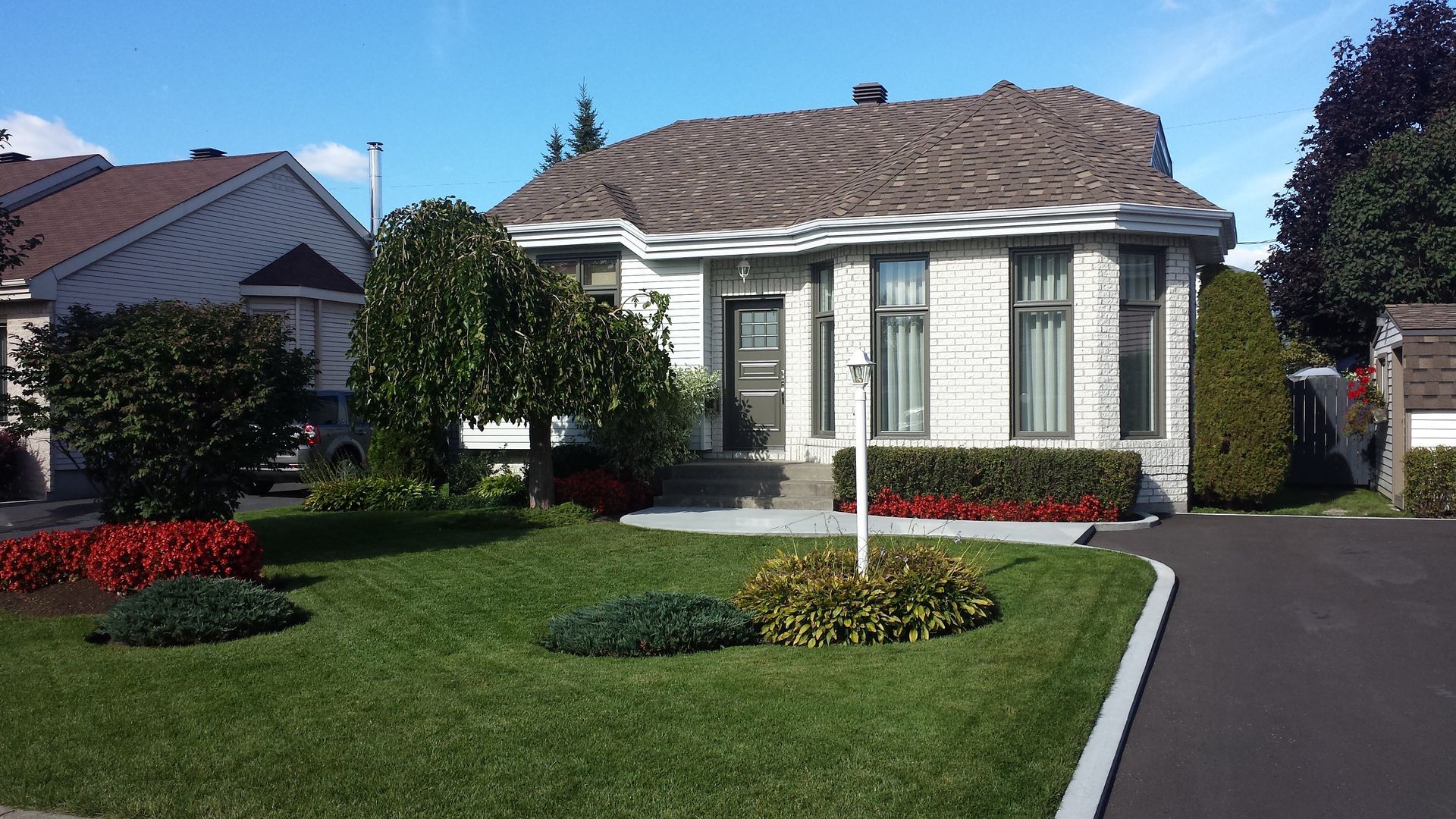 Fenplast ad with white windows and doors, “Made right here. Gone in no time.”, 10% off