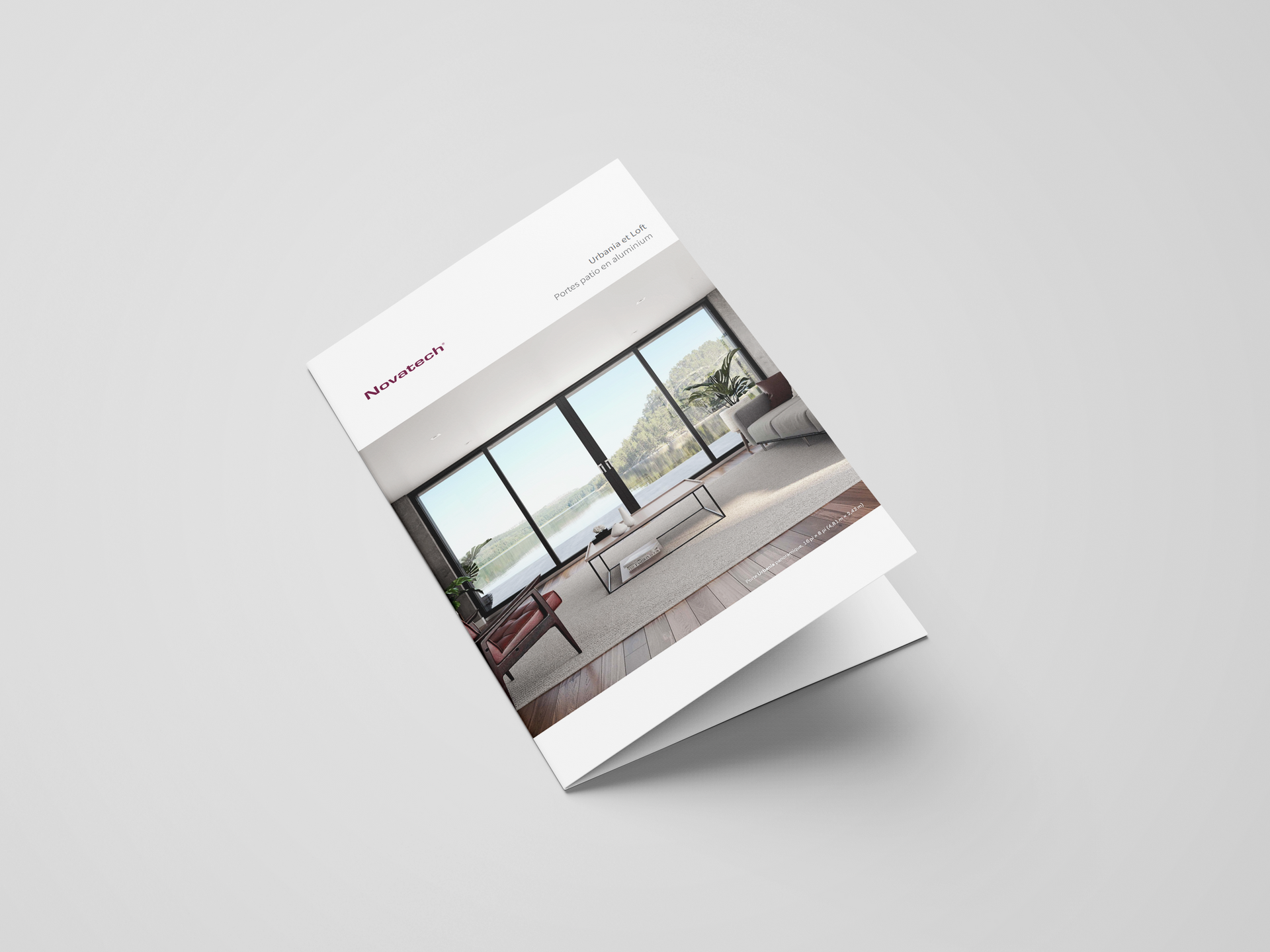 Maquette minimaliste de brochure avec une photo de salon moderne sur fond blanc