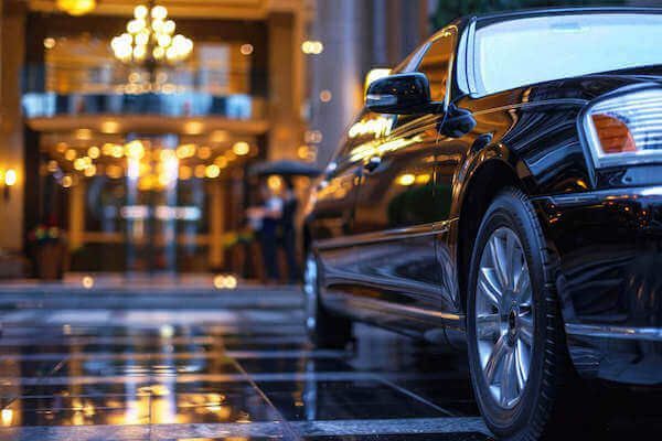 Chauffeur-driven limousine from PDX Airport to Eugene