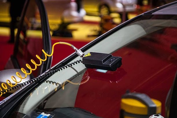 Electronic tool calibrating car ADAS sensor