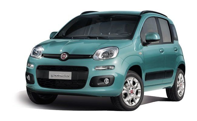 Fiat compatta turchese su sfondo bianco, vista frontale sinistra