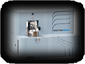白色桌上放著一台 Spectromaxx 機器。