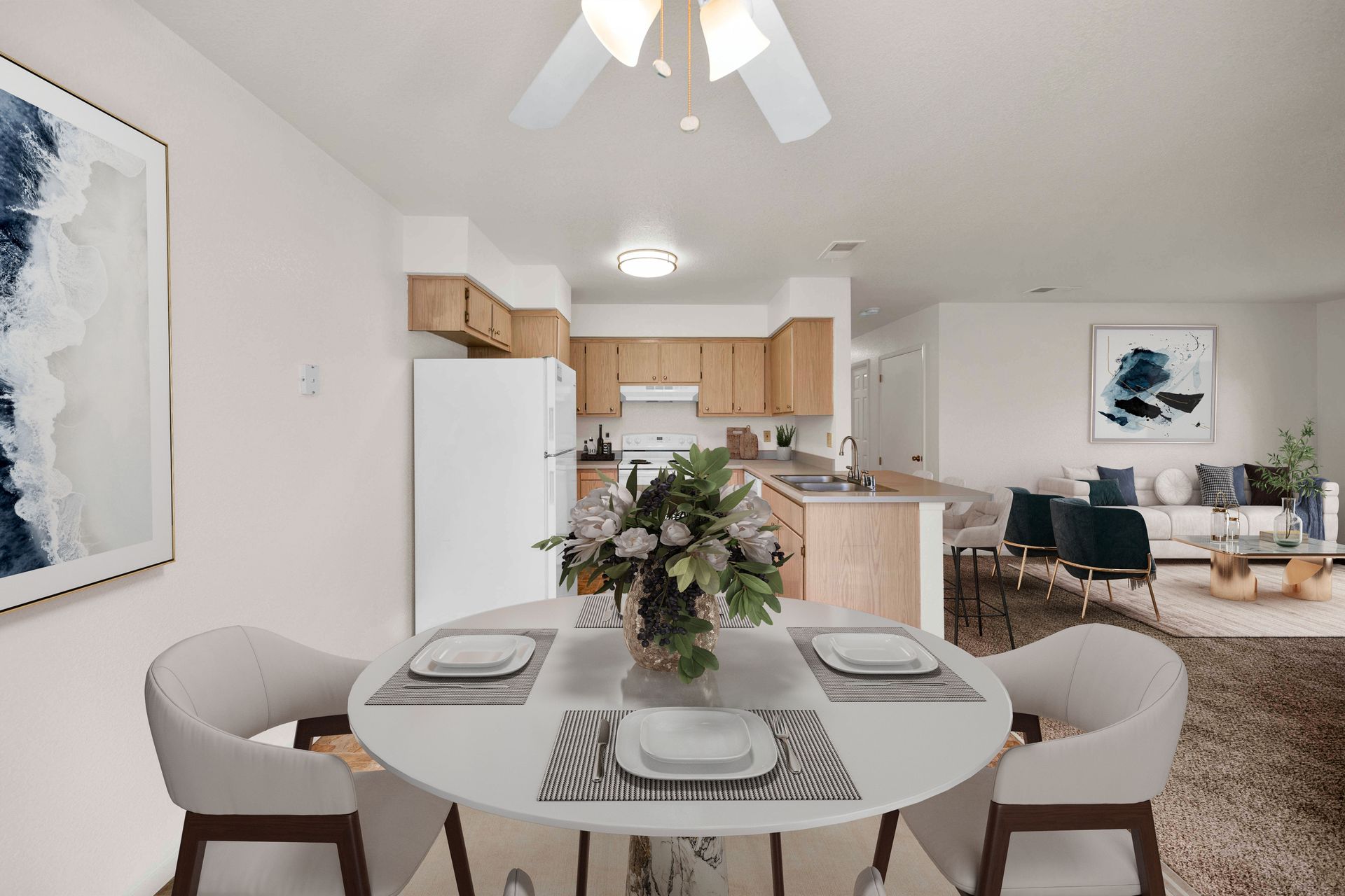 2 bedroom, 1 bathroom - dining room with view of kitchen