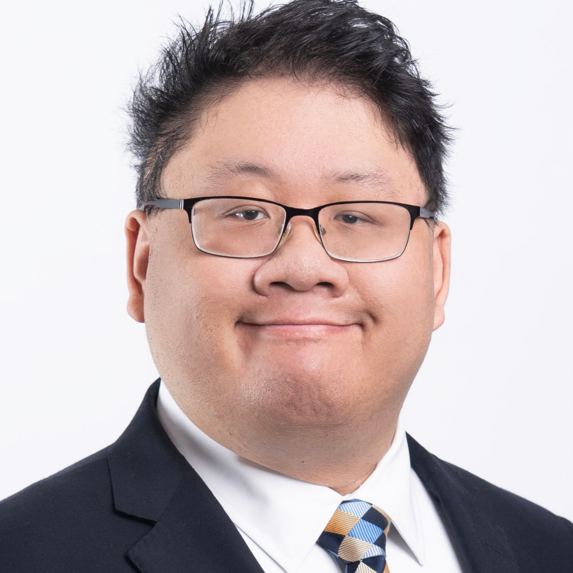 Attorney Danny Guan Headshot