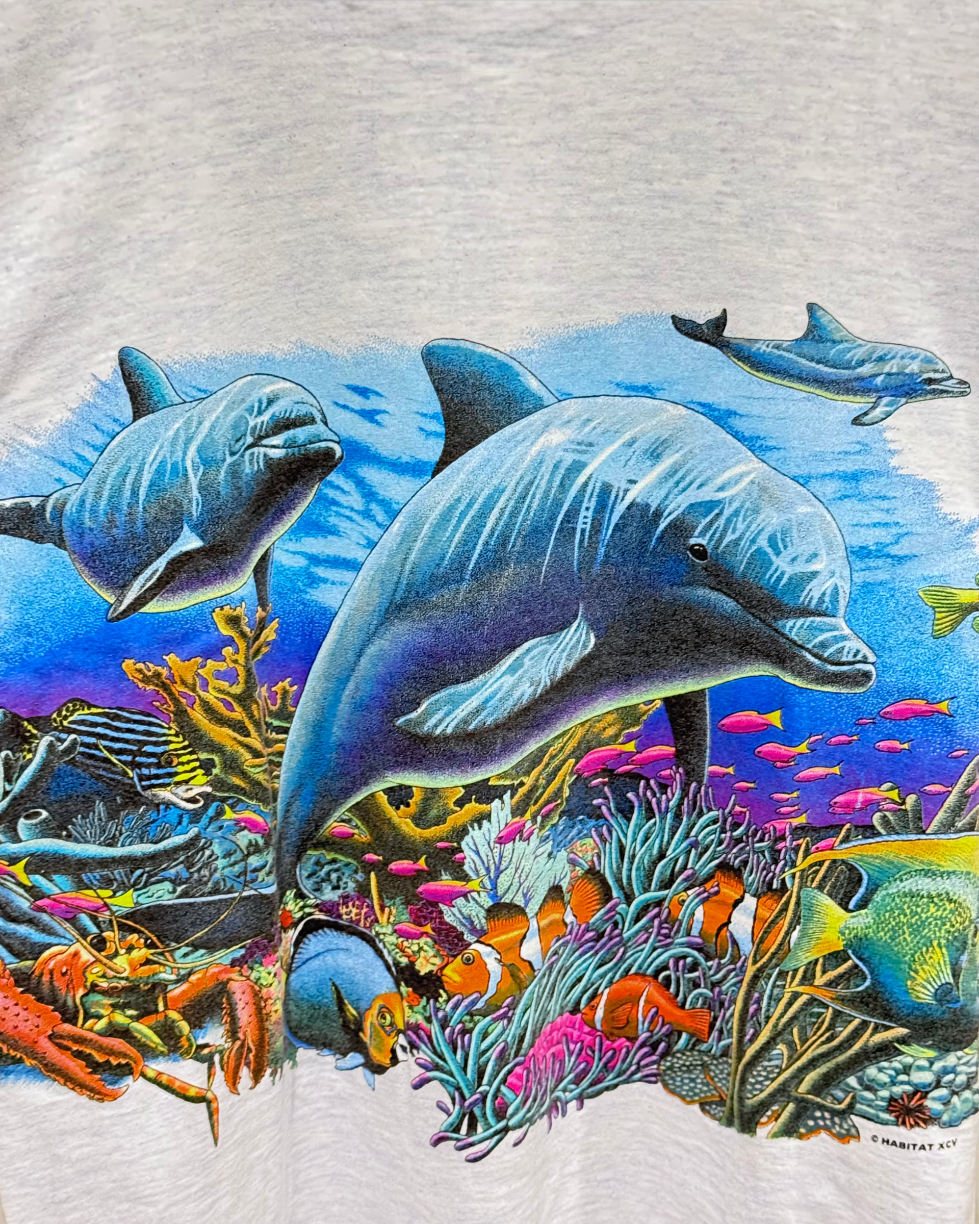 Vintage 90s Dolphin Marine Life Graphic T-Shirt