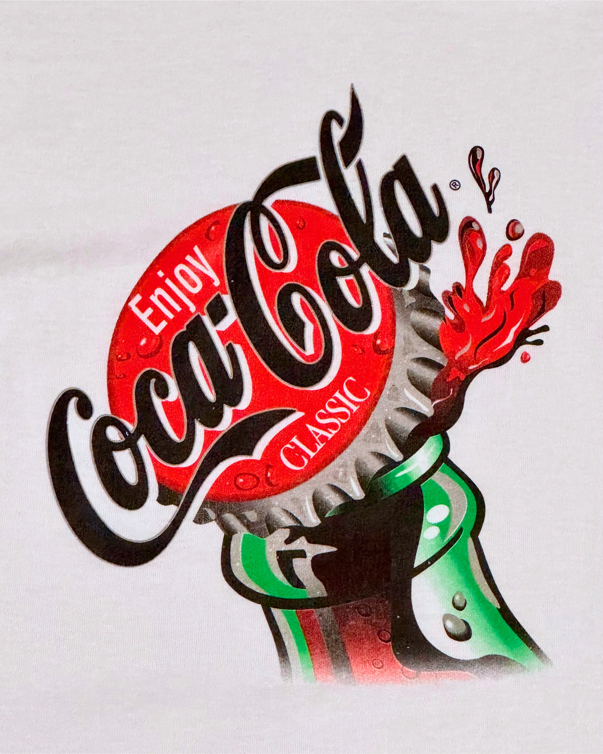 Vintage 90s Airbrush Style Coca-Cola Bottle Splash Graphic T-Shirt
