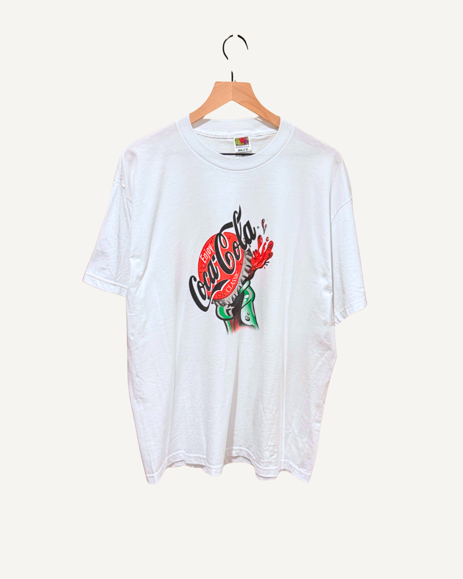 Vintage 90s Airbrush Style Coca-Cola Bottle Splash Graphic T-Shirt