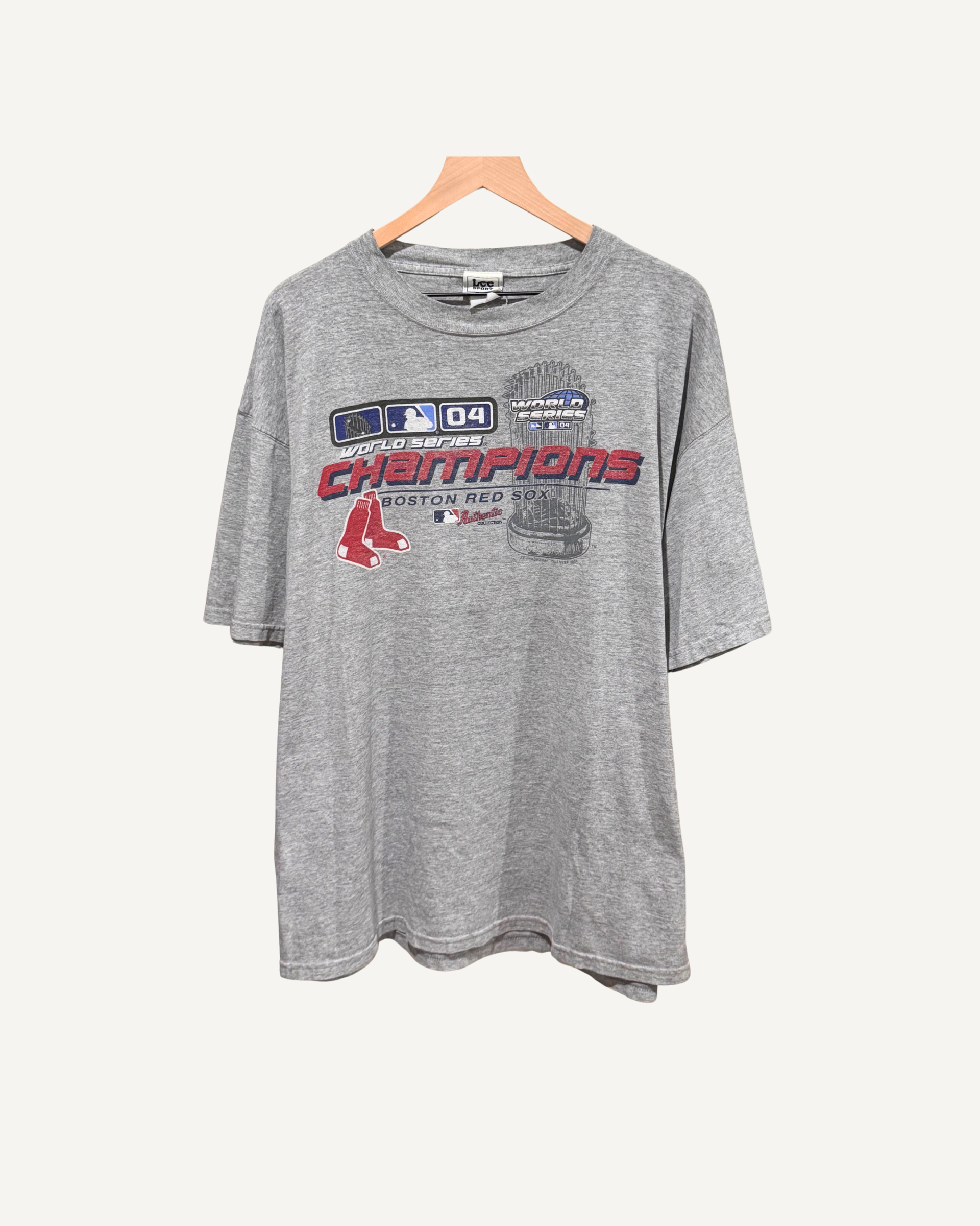 Vintage Lee Sport Boston Red Sox 2004 World Series Champions T-Shirt - Heather Grey