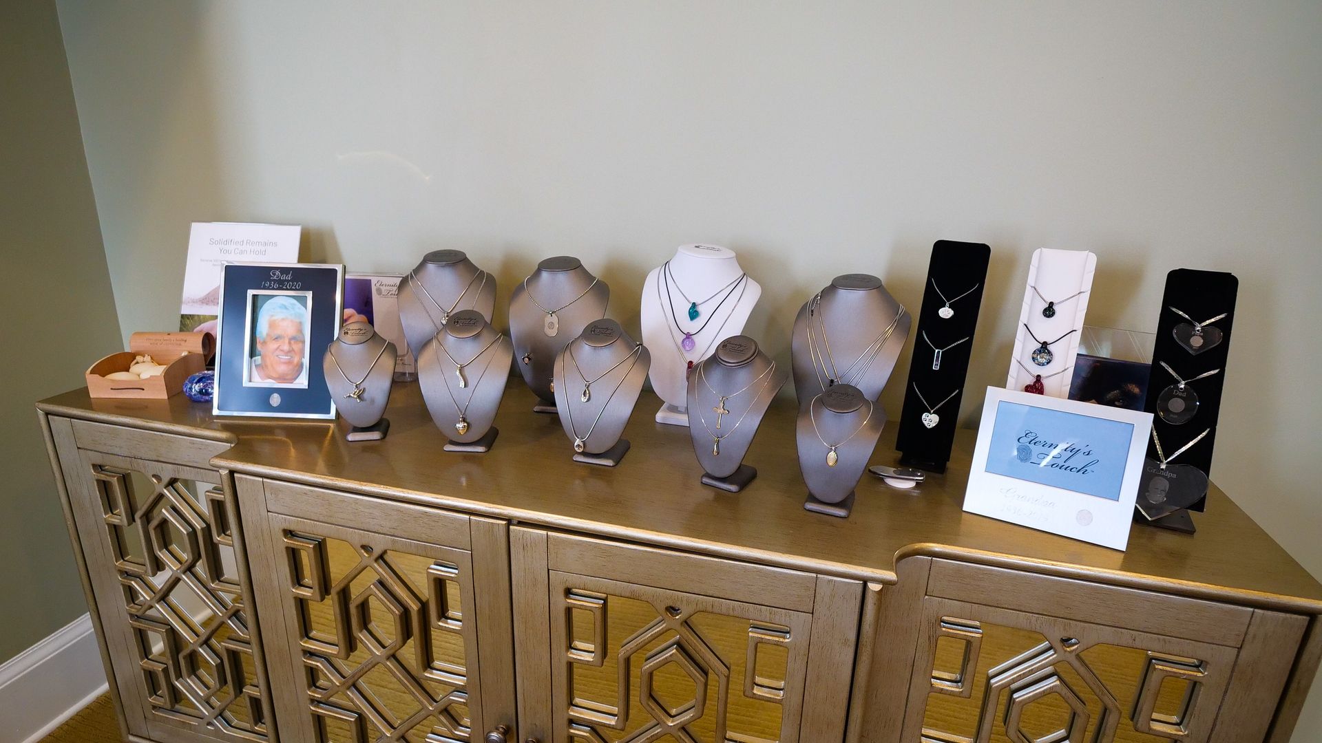 Thompson Funeral Home (hillsboro) | Thompson Funeral Homes & Cremation Care