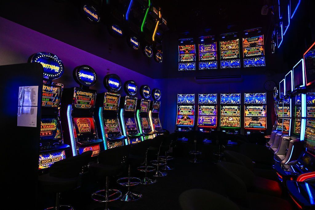 Slot Machines — Pub in Stuart Park, NT 