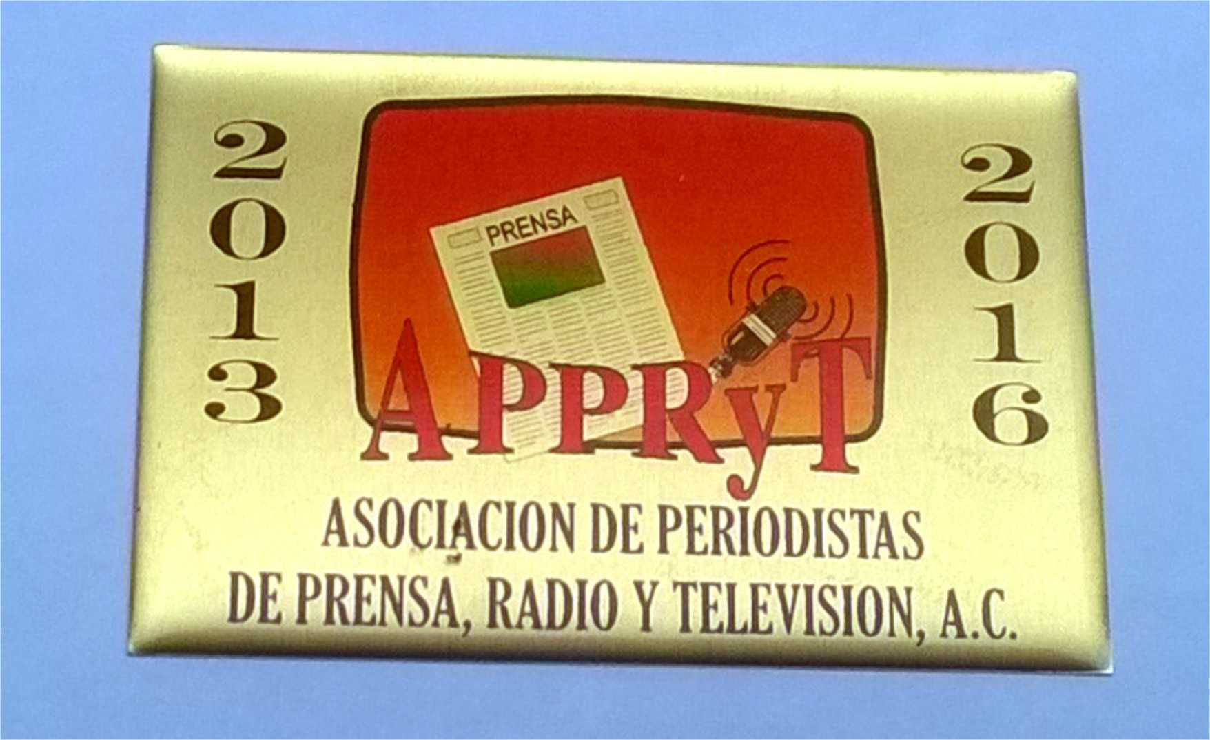 placa aluminio dorado mate impreso con resina