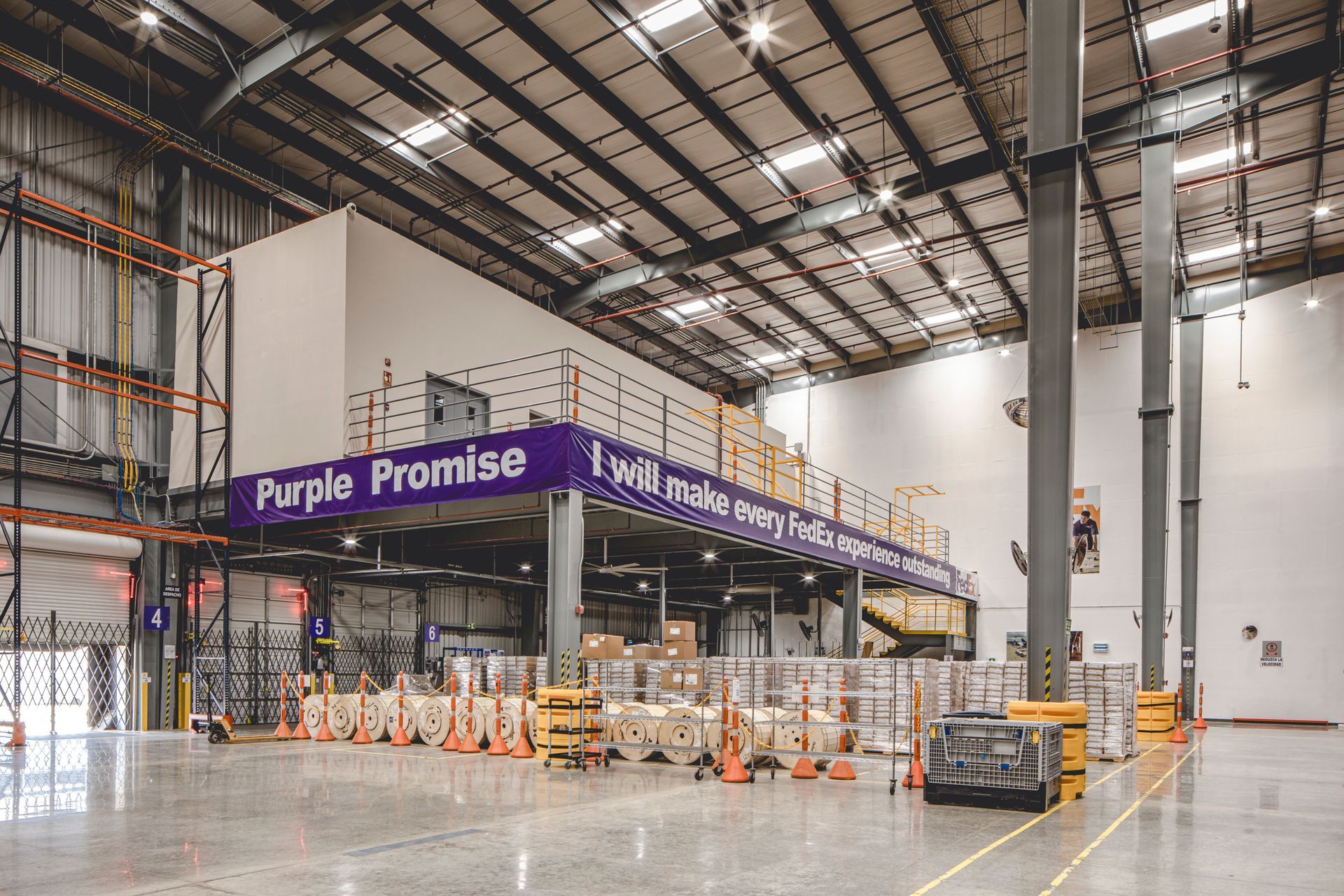 Modern industrial warehouse architecture and loading zone at FedEx Panama Pacifico.