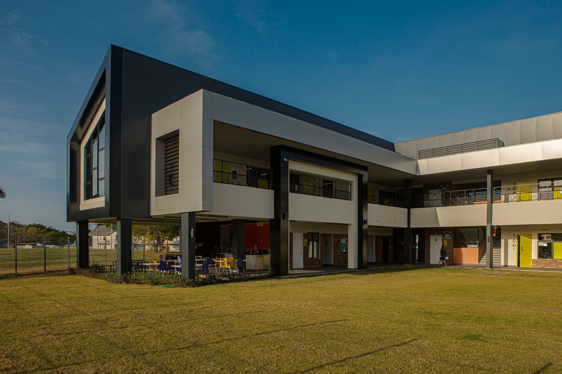 Modern institutional architecture and exterior design of Howard Academy in Panama Pacifico..