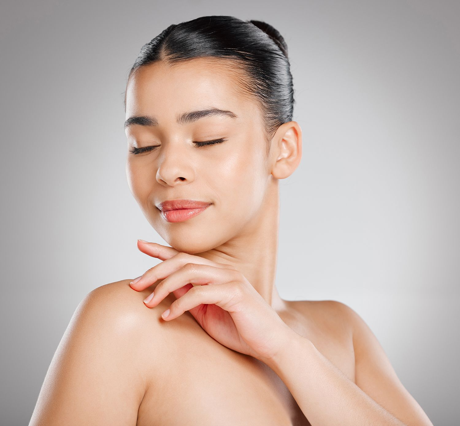 Regenerative aesthetic treatment at Elu Med Spa focusing on collagen stimulation and long-term skin