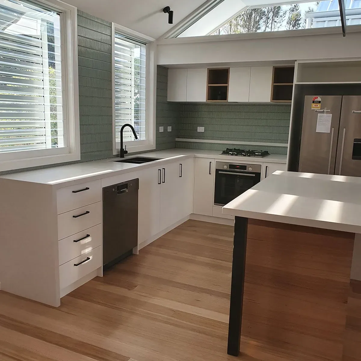 Clean Kitchen with Black Faucet | Indented Head, Vic | Coastyle Building Solutions