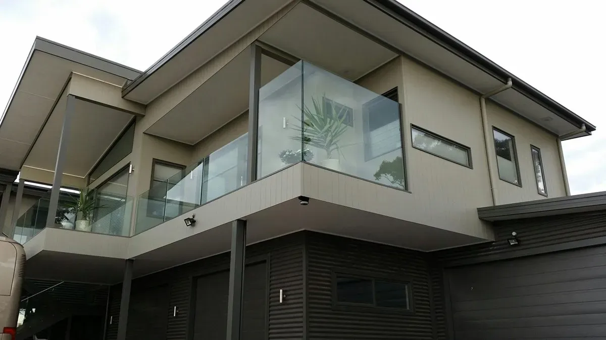 Big White House with Glass | Indented Head, Vic | Coastyle Building Solutions