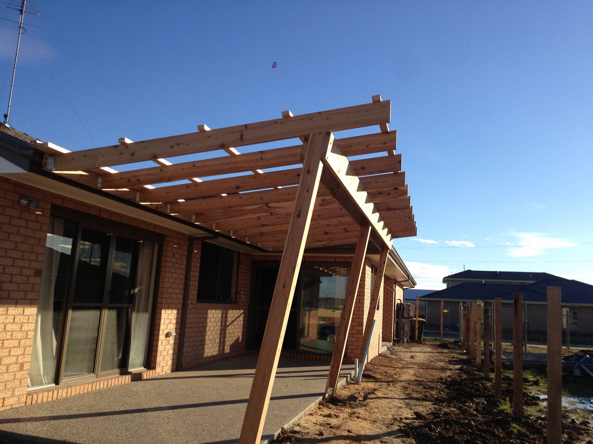 Outdoor Side View of the House | Indented Head, Vic | Coastyle Building Solutions