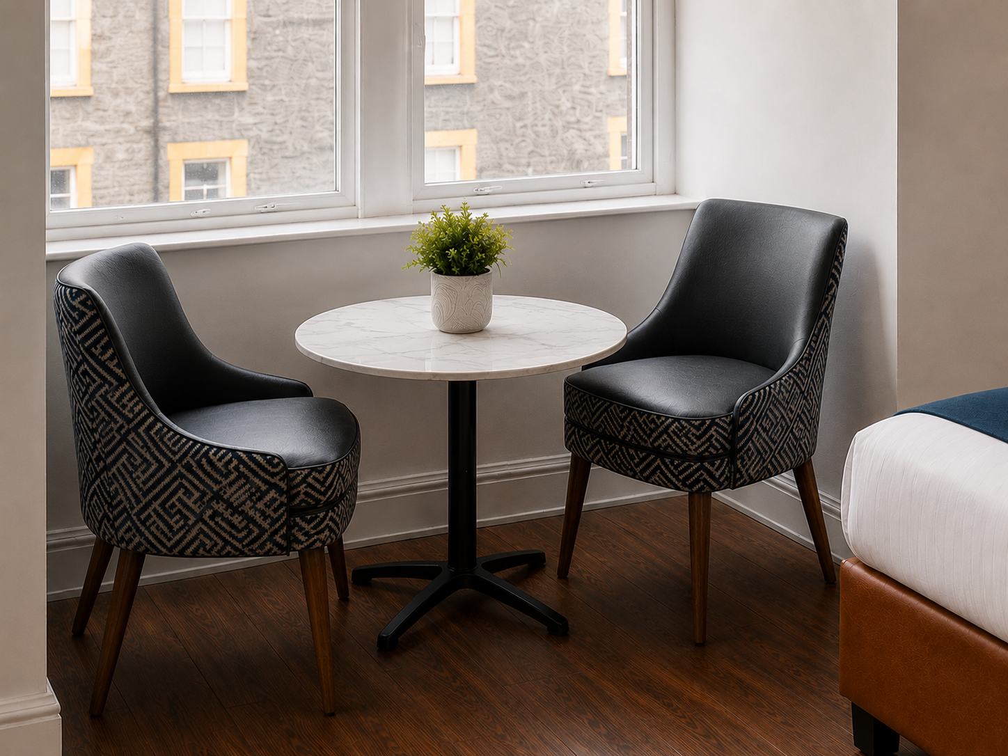 Breakfast dining table and chairs (excl Suite 5)