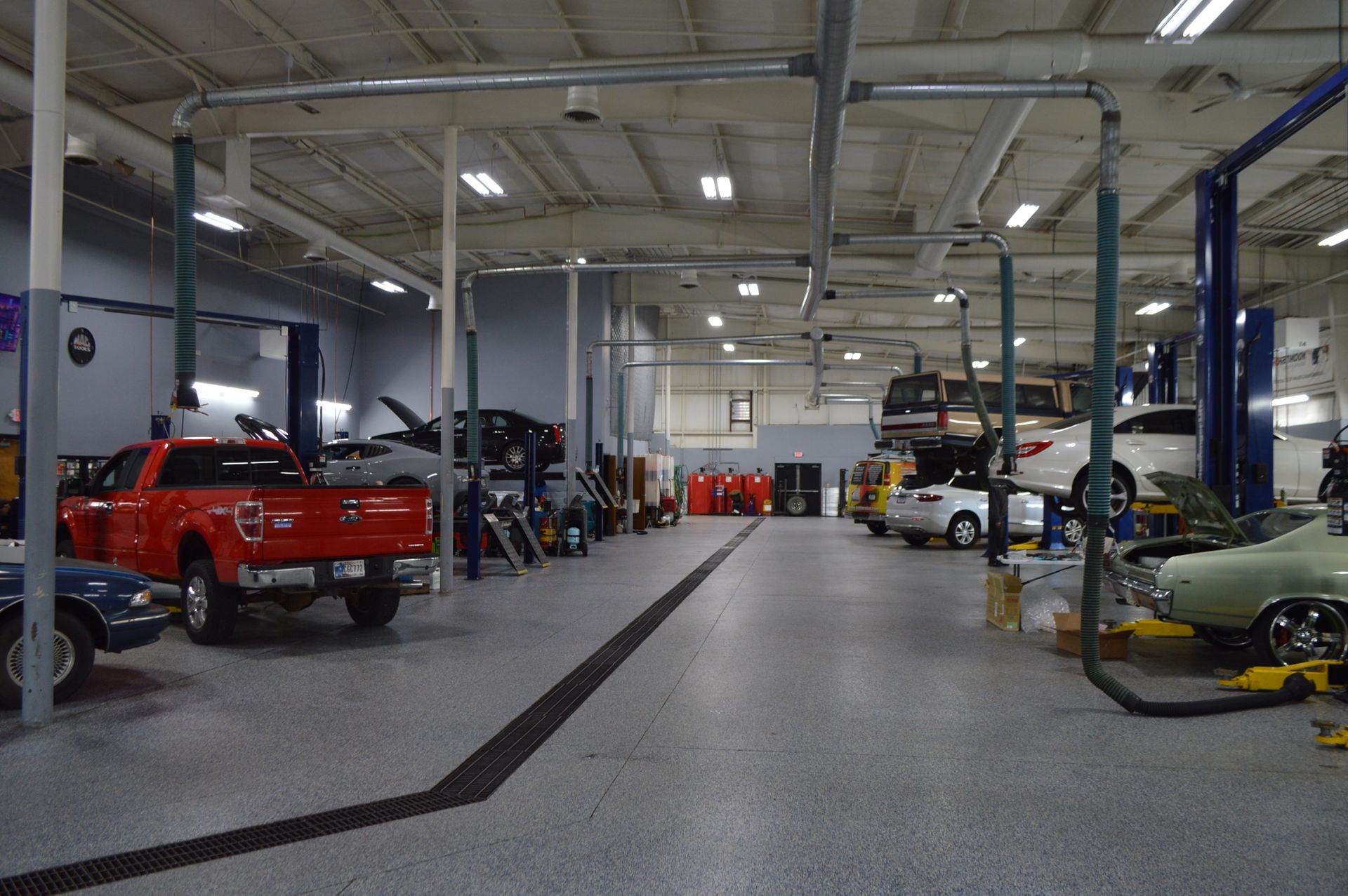 Inside Our Shop - Full Throttle Automotive image 4