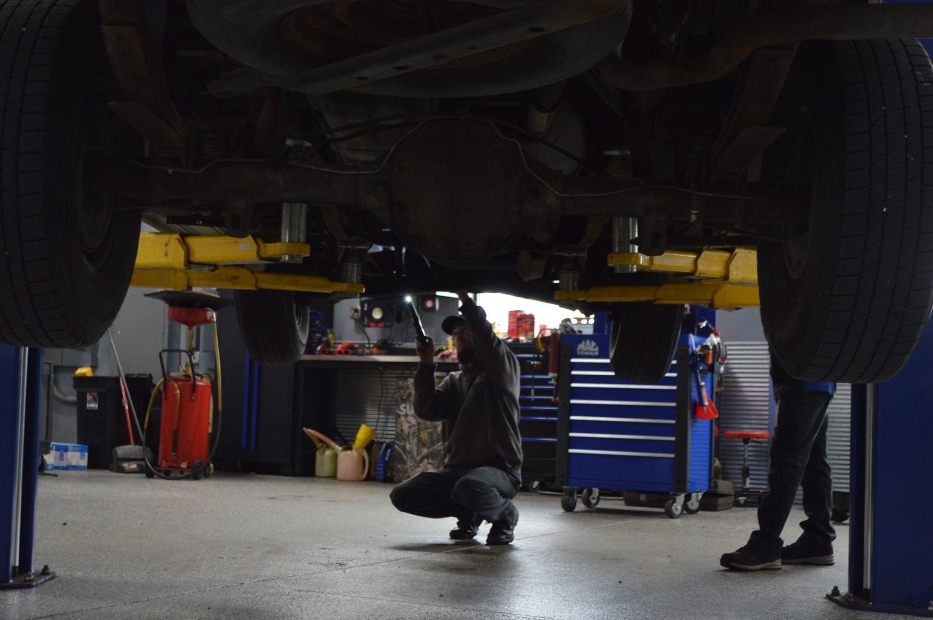 Inside Our Shop - Full Throttle Automotive image 2