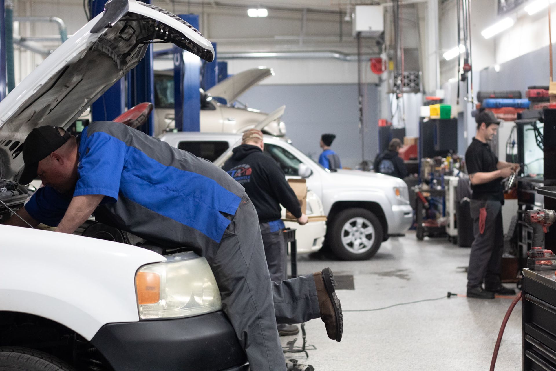 Car-Repair | Full Throttle Automotive LLC