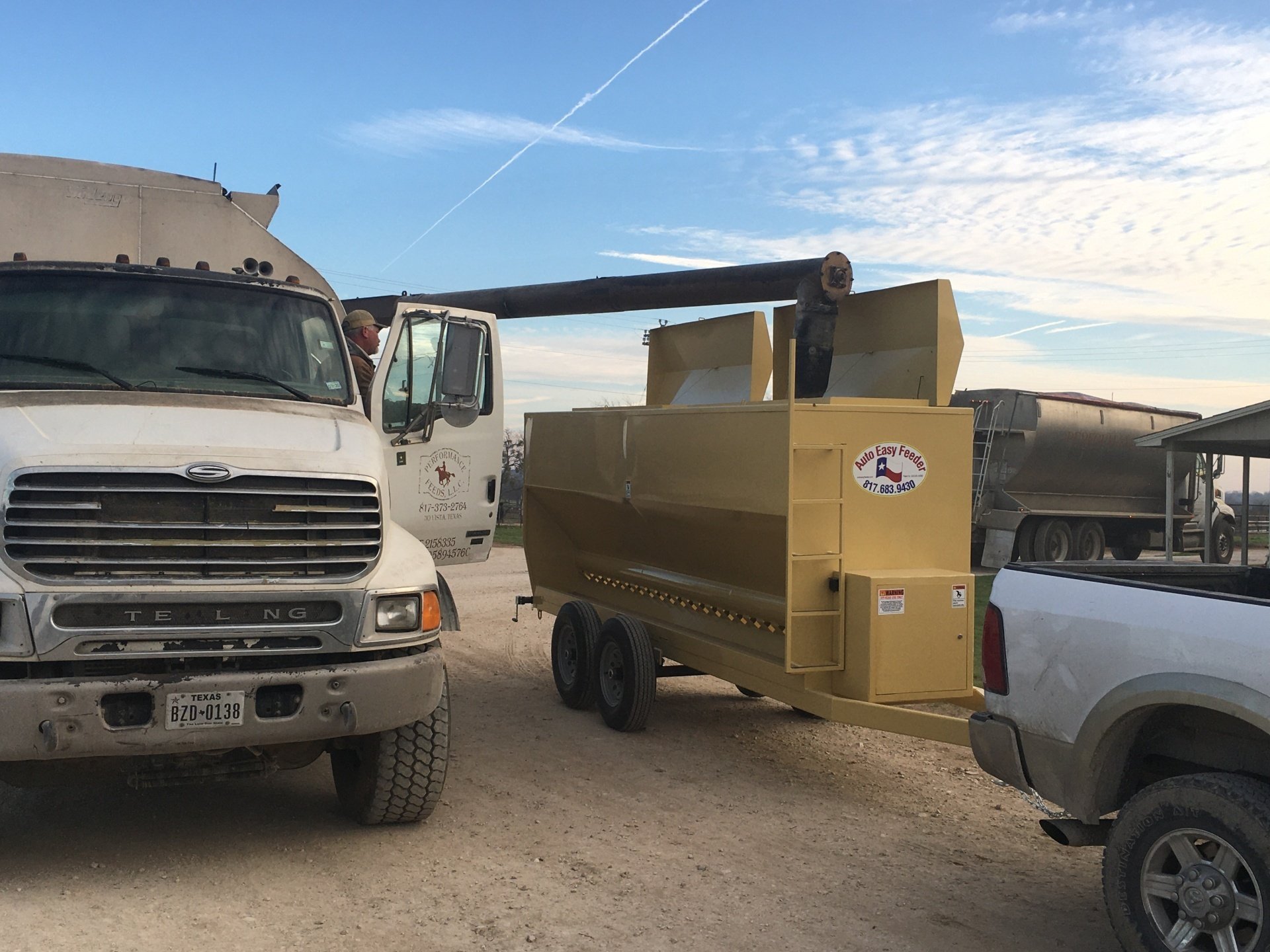 Cattle Feeder Arlington, TX Auto Easy Feeder