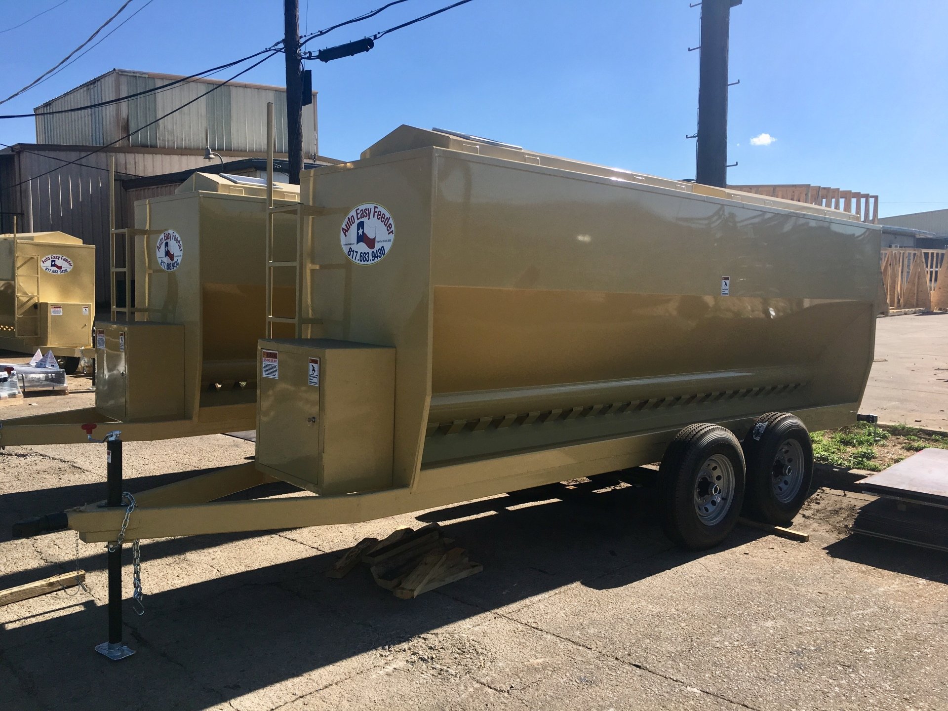 Cattle Feeder Arlington, TX Auto Easy Feeder