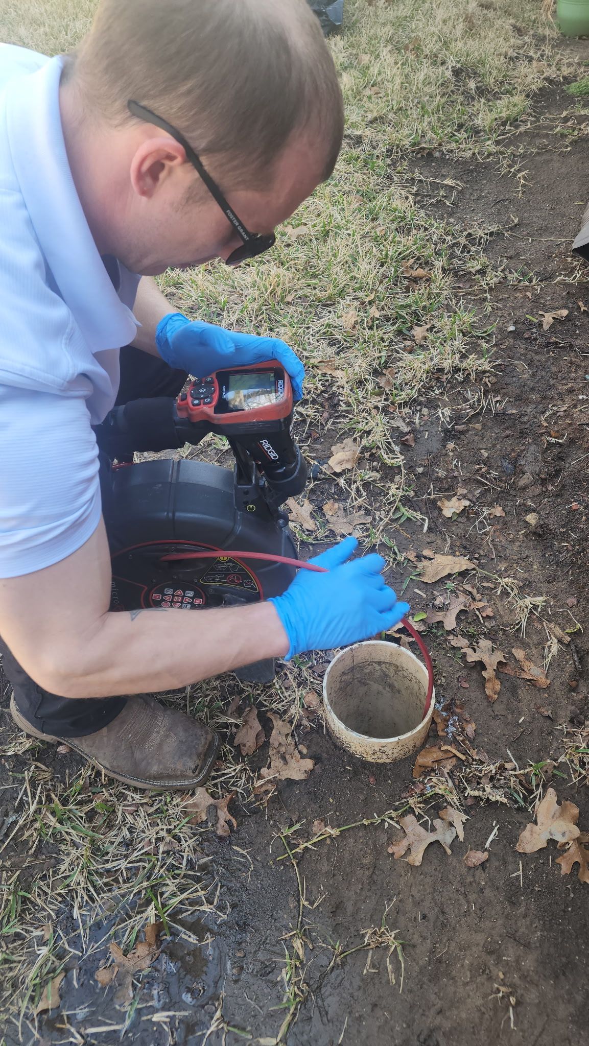 running sewer camera to find problem