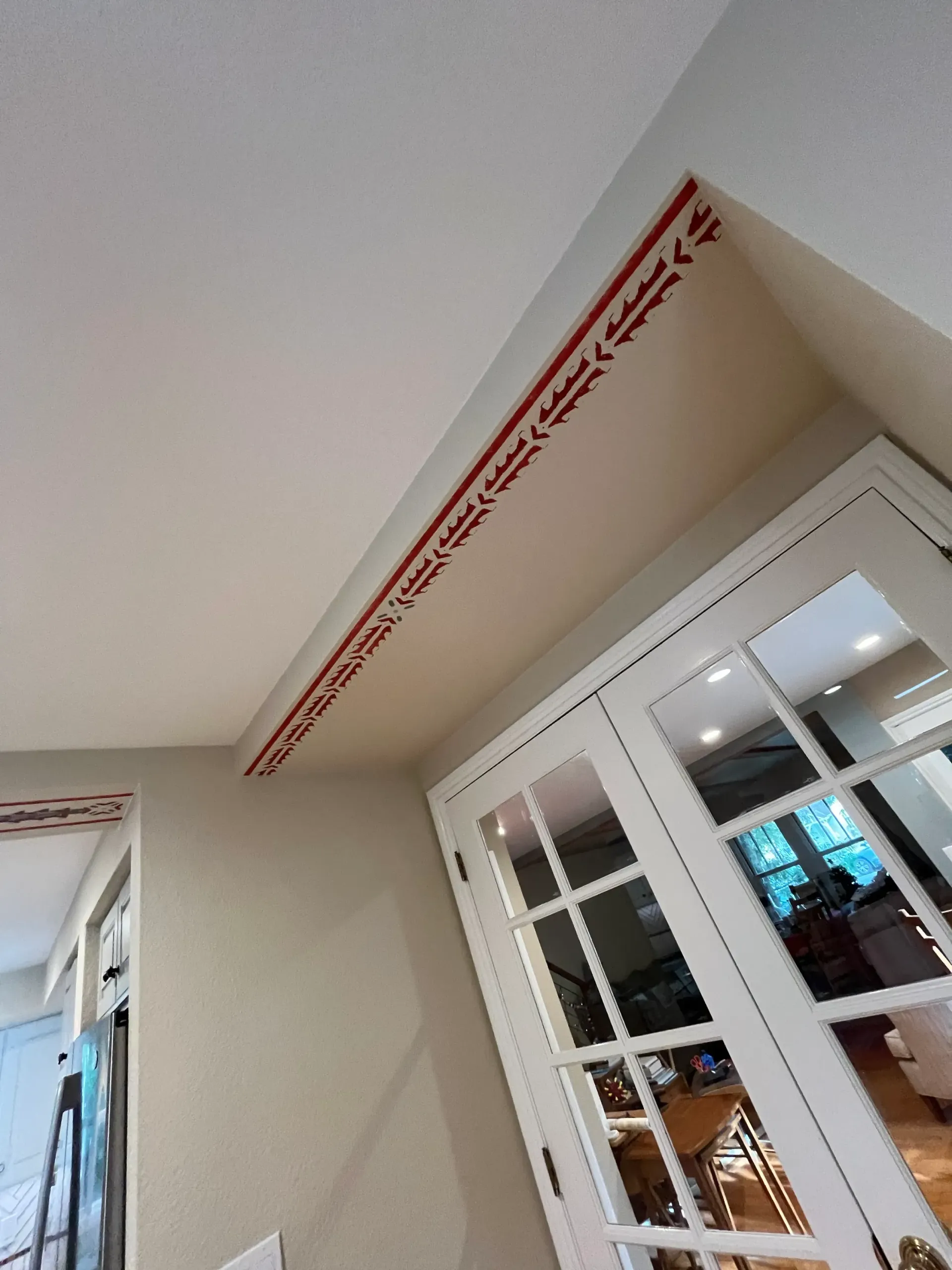 interior painting with special pattern on ceiling