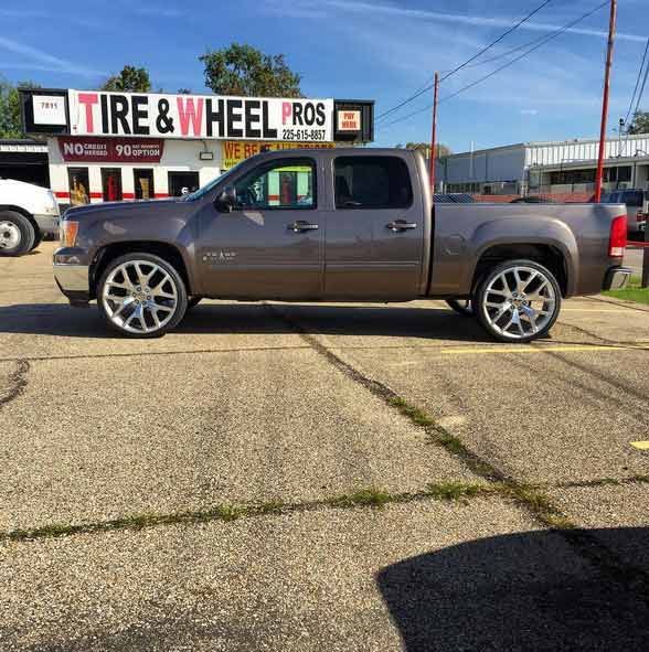 New Installed Car Wheel | Baton Rouge, LA | Tire & Wheel Pros