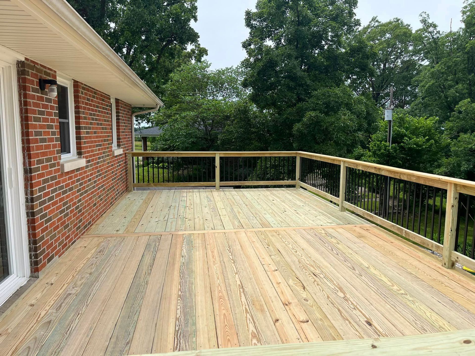 Absolute Roofing & Exteriors in Jefferson City, MO