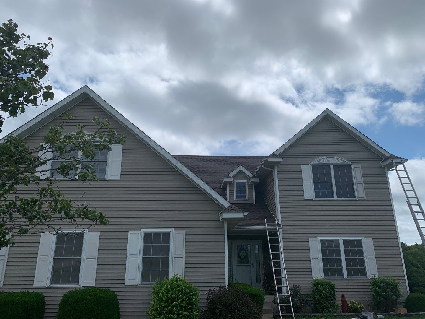 Best Siding Contractor in Jefferson City, MO