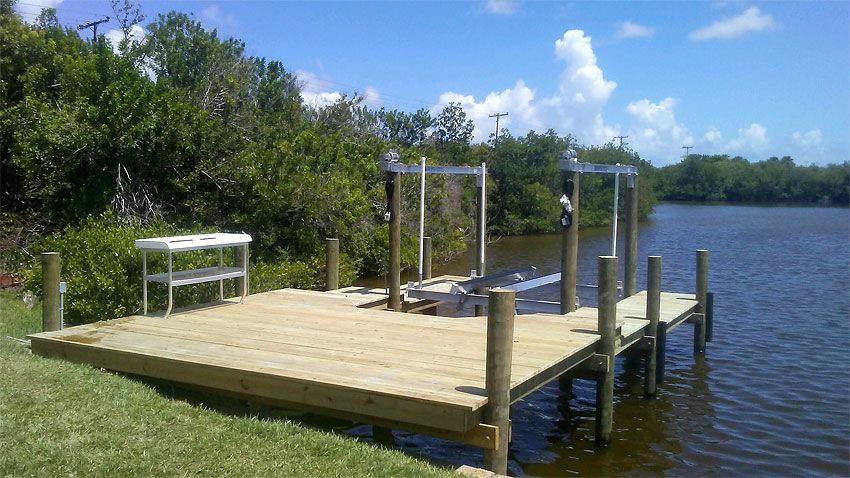 Small Boat Lift — Cocoa Beach, FL — Darrell’s Docks